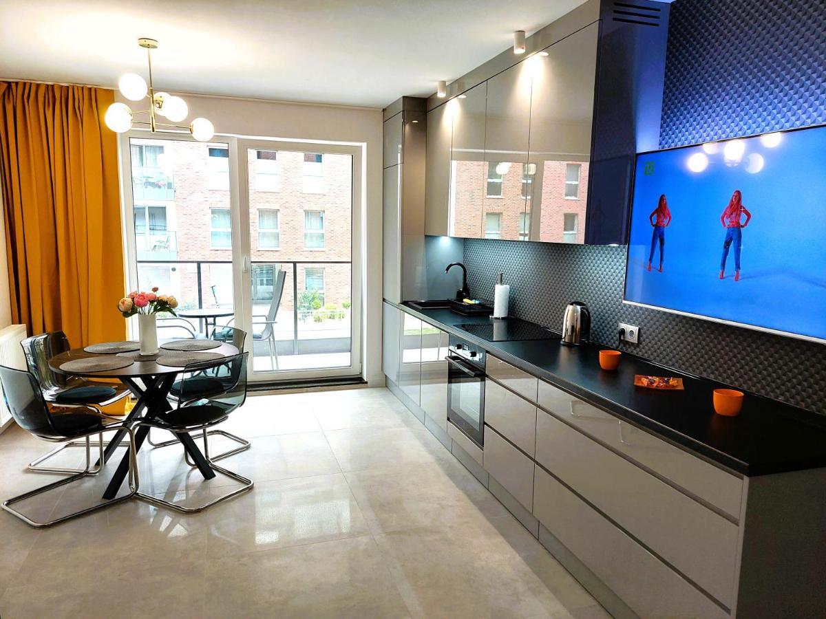 Mak Apartment Grobla - Free Parking - 3 Rooms Gdańsk Exterior foto